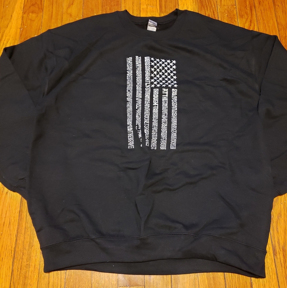 NWOT Men's Black Sweat Shirt Size L - NWOT